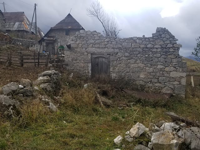 Lukomir — Bosnia's Last Mountain Village — photo 96