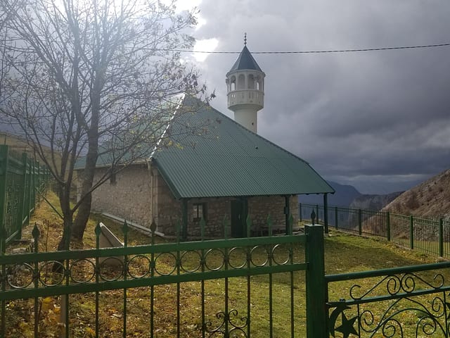 Lukomir — Bosnia's Last Mountain Village — photo 99