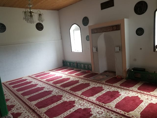 Lukomir — Bosnia's Last Mountain Village — photo 102