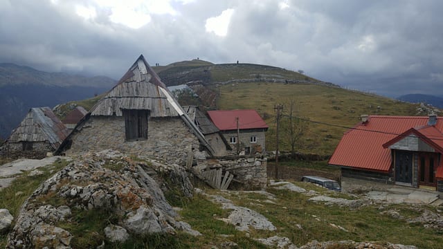 Lukomir — Bosnia's Last Mountain Village — photo 121